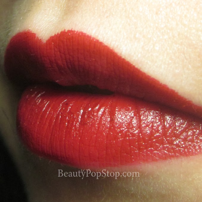 Where to buy red apple lipstick With a Red Apple Lipstick, it’s easy to apply sheer, medium bodied, full bodied, or apply two colors to make a new one. The days of slapping on lipstick in the car are over you’ll desire to take your time in the mirror, and play.